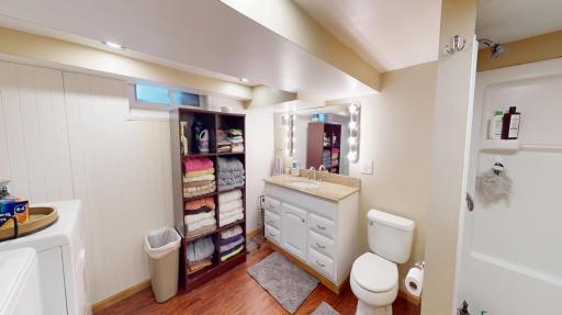 LL Bathroom/Laundry