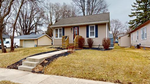 1425 Academy Avenue, Albert Lea, MN 56007