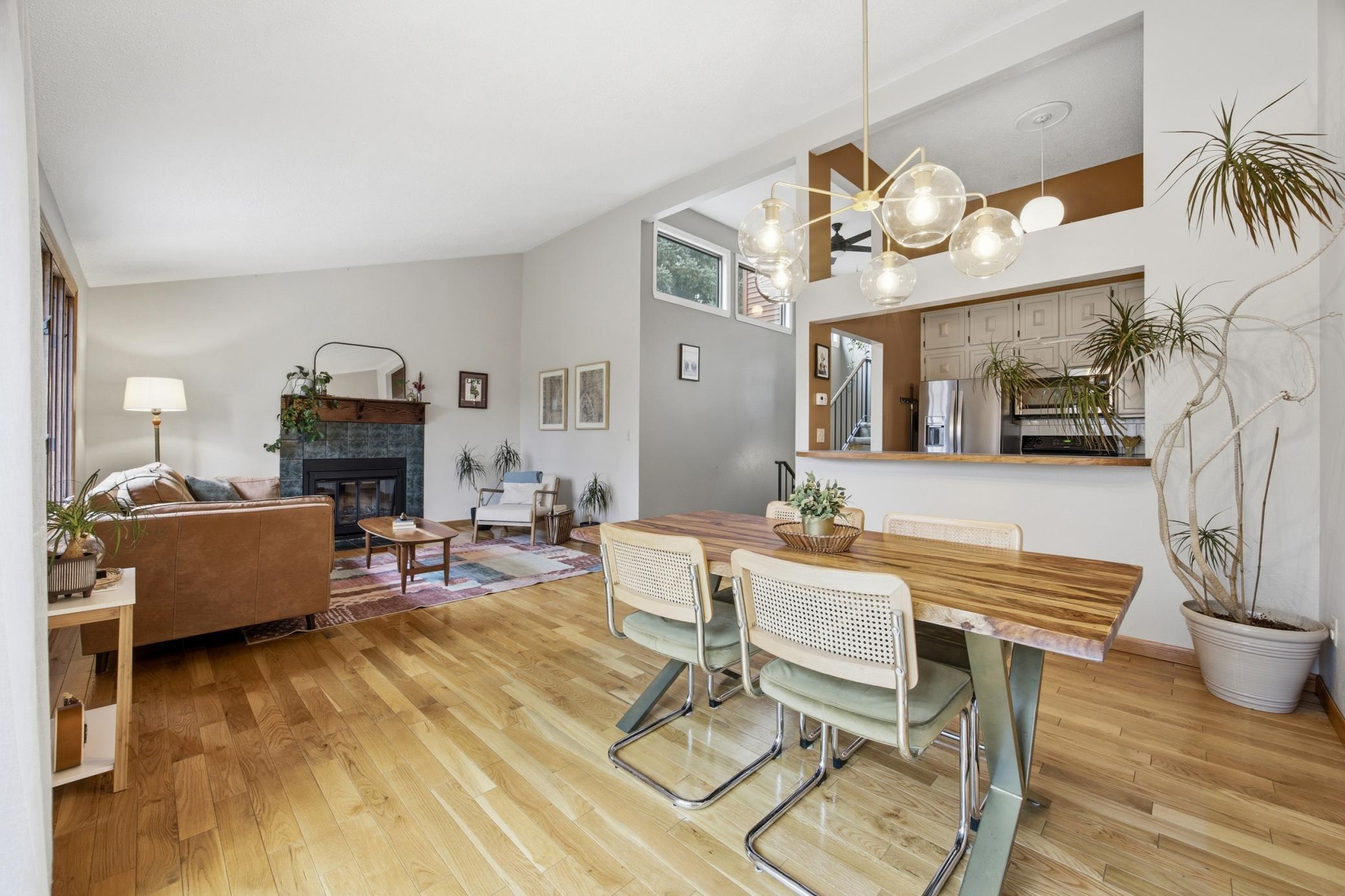 Dining/Living