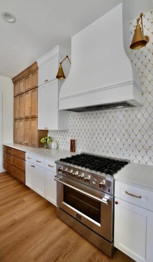 14759 Mcginty Road W, Wayzata, MN 55391