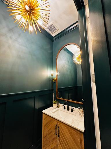 14759 Mcginty Road W, Wayzata, MN 55391