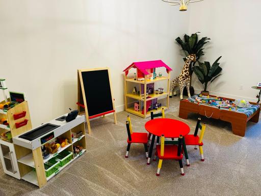 14759 Mcginty Road W, Wayzata, MN 55391