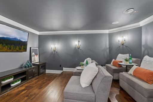 635 Niagara Lane N, Plymouth, MN 55447