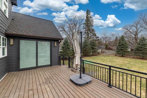 635 Niagara Lane N, Plymouth, MN 55447