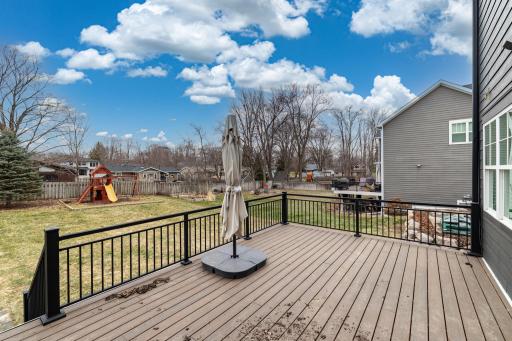 635 Niagara Lane N, Plymouth, MN 55447