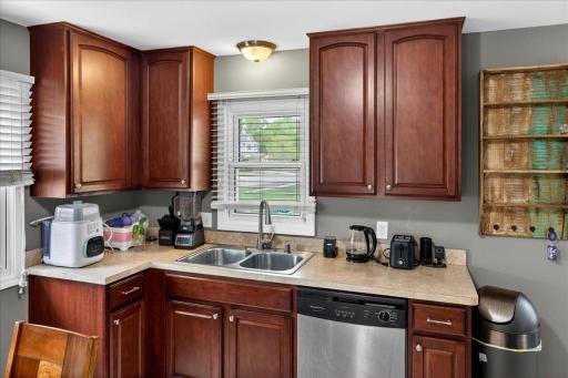 4506 Yates Avenue N, Crystal, MN 55422