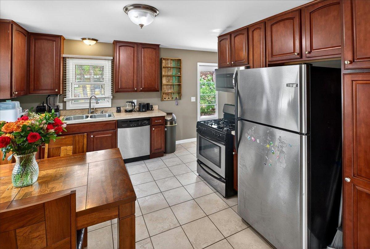 Good Size Kitchen