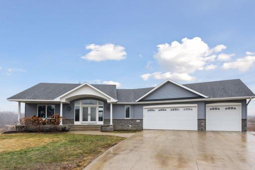 Photo for 869 Yellowstone Trail, Waconia, MN 55387 - listing #7036186 869 Yellowstone Trail, Waconia, MN 55387