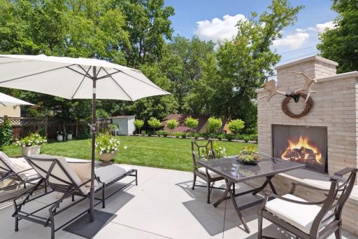6908 Paiute Circle, Minneapolis, MN 55439