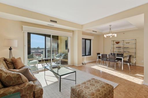 1235 Yale Place, 1505, Minneapolis, MN 55403