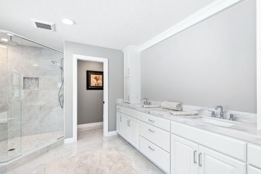 5034 Sparrow Road, Minnetonka, MN 55345