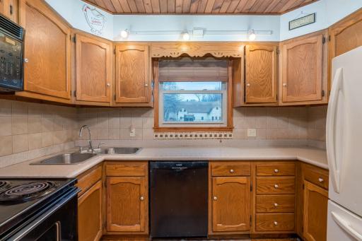 775 Ottawa Road, Le Sueur, MN 56058