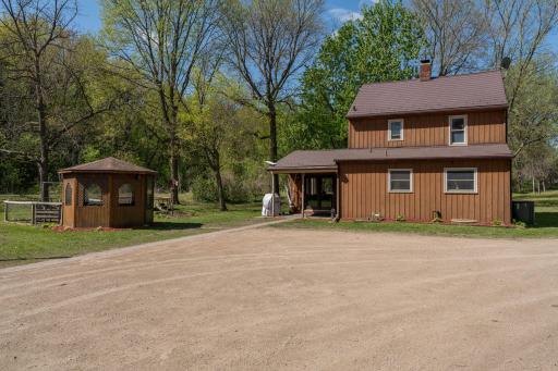 775 Ottawa Road, Le Sueur, MN 56058