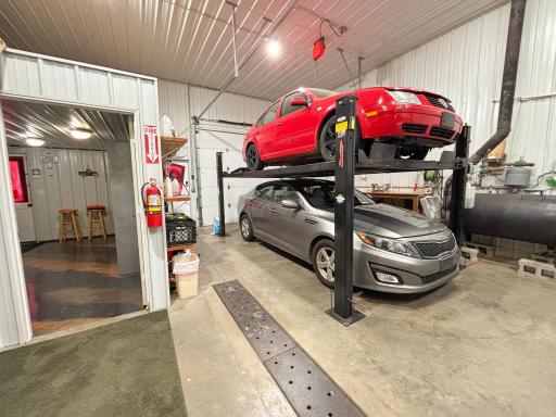 32738 US 71, Menahga, MN 56464