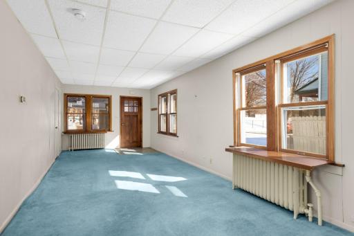 16 Sycamore Street E, Saint Paul, MN 55117