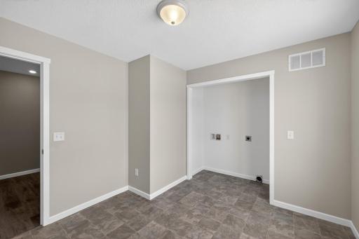 Main level bed 2b