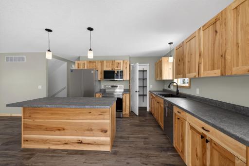 kitchen & pantry