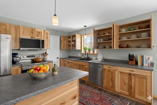 staged kitchen.jpg