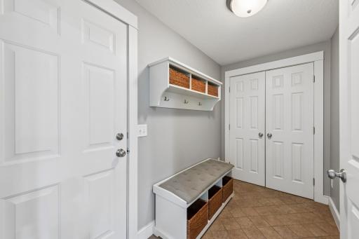 8469 Woodland Curve, Saint Bonifacius, MN 55375