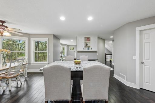 8469 Woodland Curve, Saint Bonifacius, MN 55375