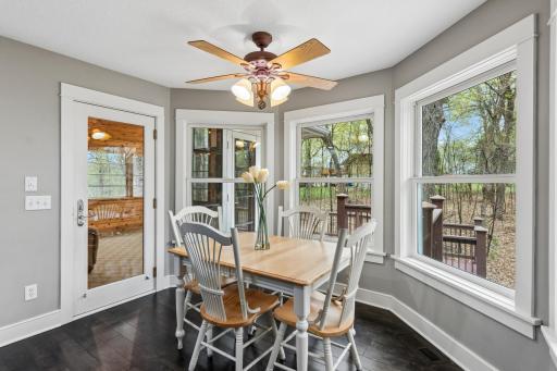 8469 Woodland Curve, Saint Bonifacius, MN 55375