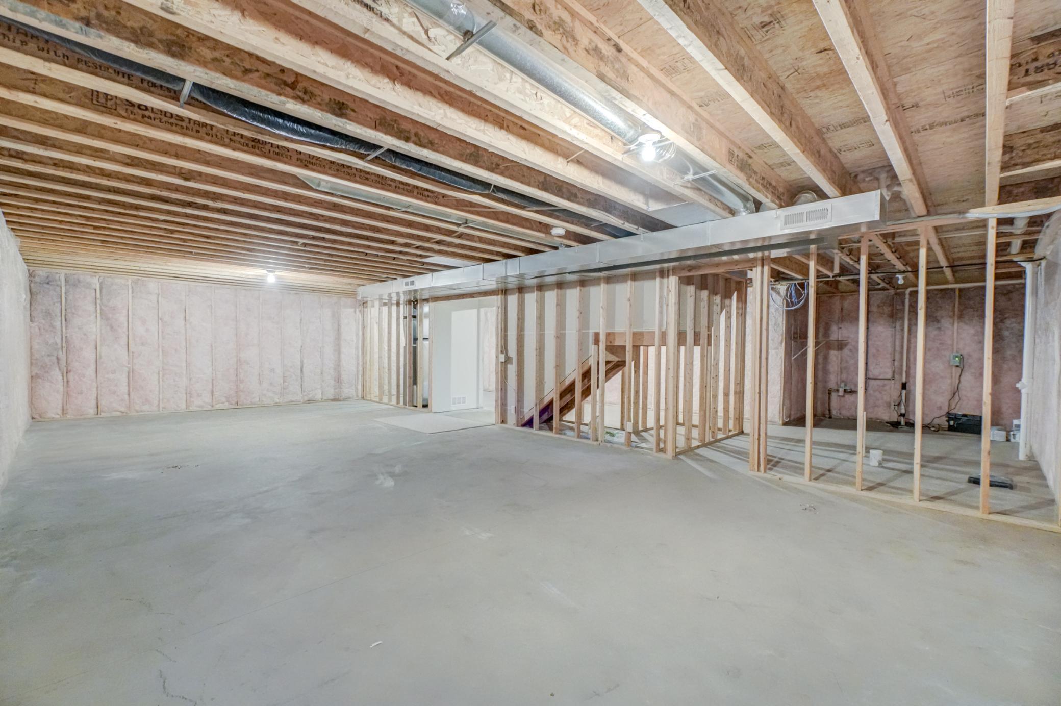 957 Fairchild Dr-46.jpg