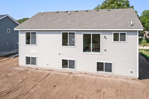 569 Sienna Drive, Watertown, MN 55388