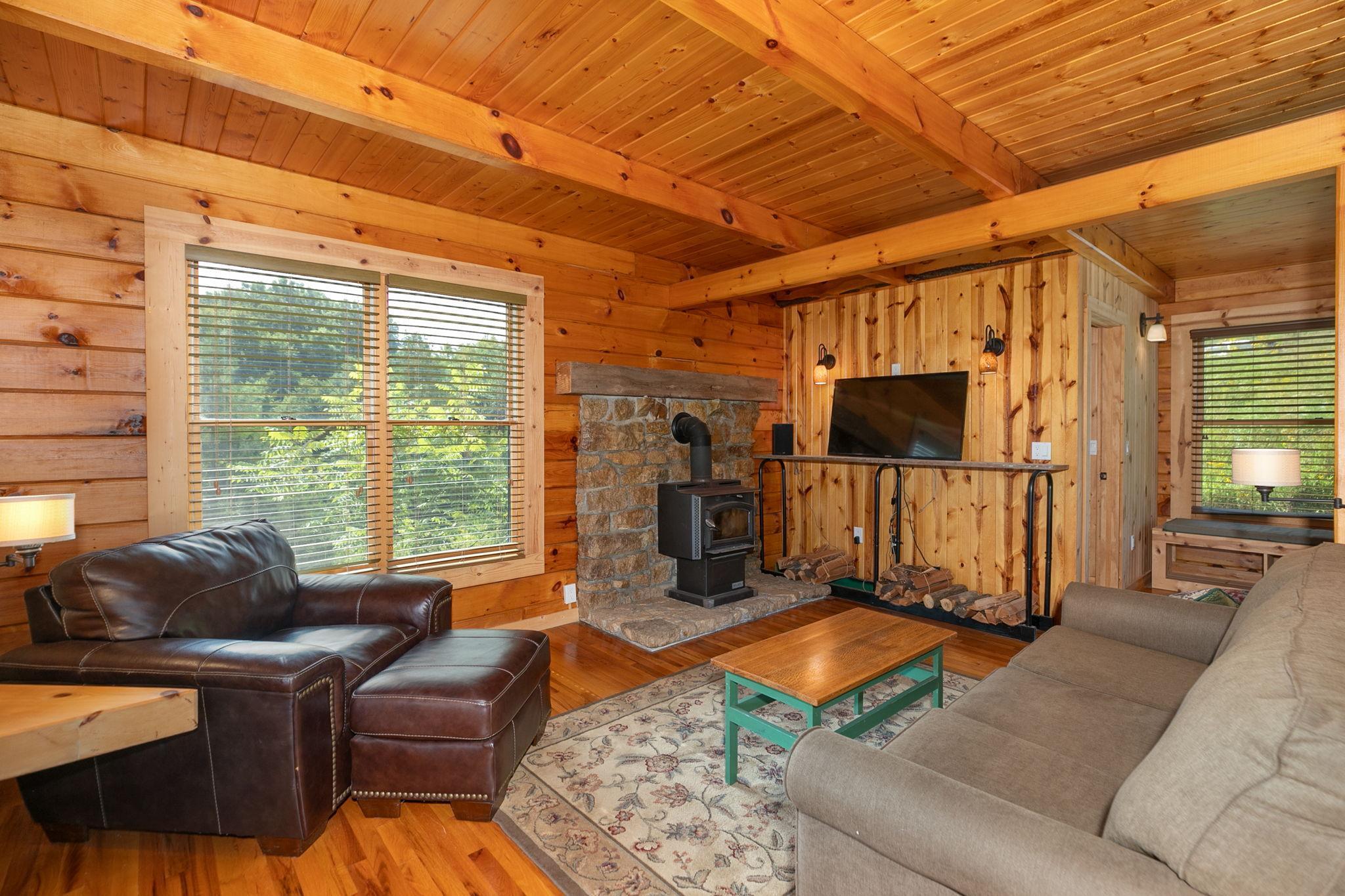 7-web-or-mls-08-Living Room.jpg