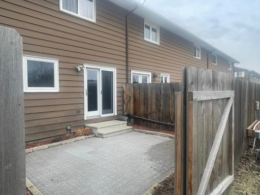 1566 27th Avenue S, Fargo, ND 58103