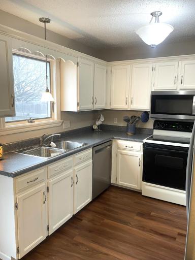 1566 27th Avenue S, Fargo, ND 58103