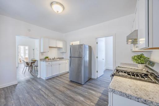 585 Sherburne Avenue, Saint Paul, MN 55103