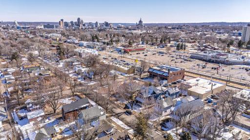 585 Sherburne Avenue, Saint Paul, MN 55103