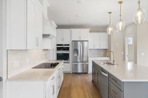 6839 Timberview Court, Cannon Falls, MN 55009