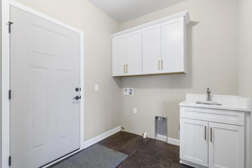 6839 Timberview Court, Cannon Falls, MN 55009