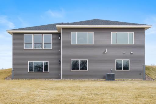 6839 Timberview Court, Cannon Falls, MN 55009