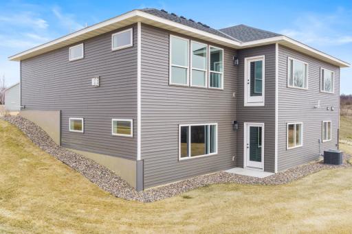 6839 Timberview Court, Cannon Falls, MN 55009