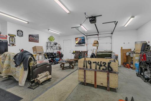 Large Shop with Heated Floors attached to Garage