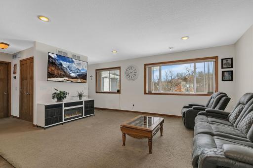 10185 440th Street, Holdingford, MN 56340