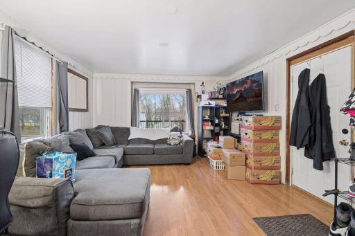 306 King Street West - Spacecrafting - 0006.jpg