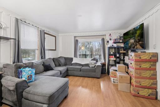 306 King Street West - Spacecrafting - 0007.jpg