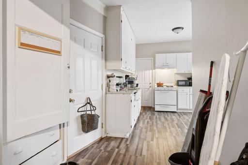 306 King Street West - Spacecrafting - 0020.jpg