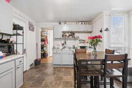 306 King Street West - Spacecrafting - 0010.jpg