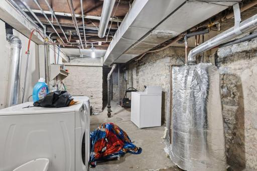 306 King Street West - Spacecrafting - 0047.jpg