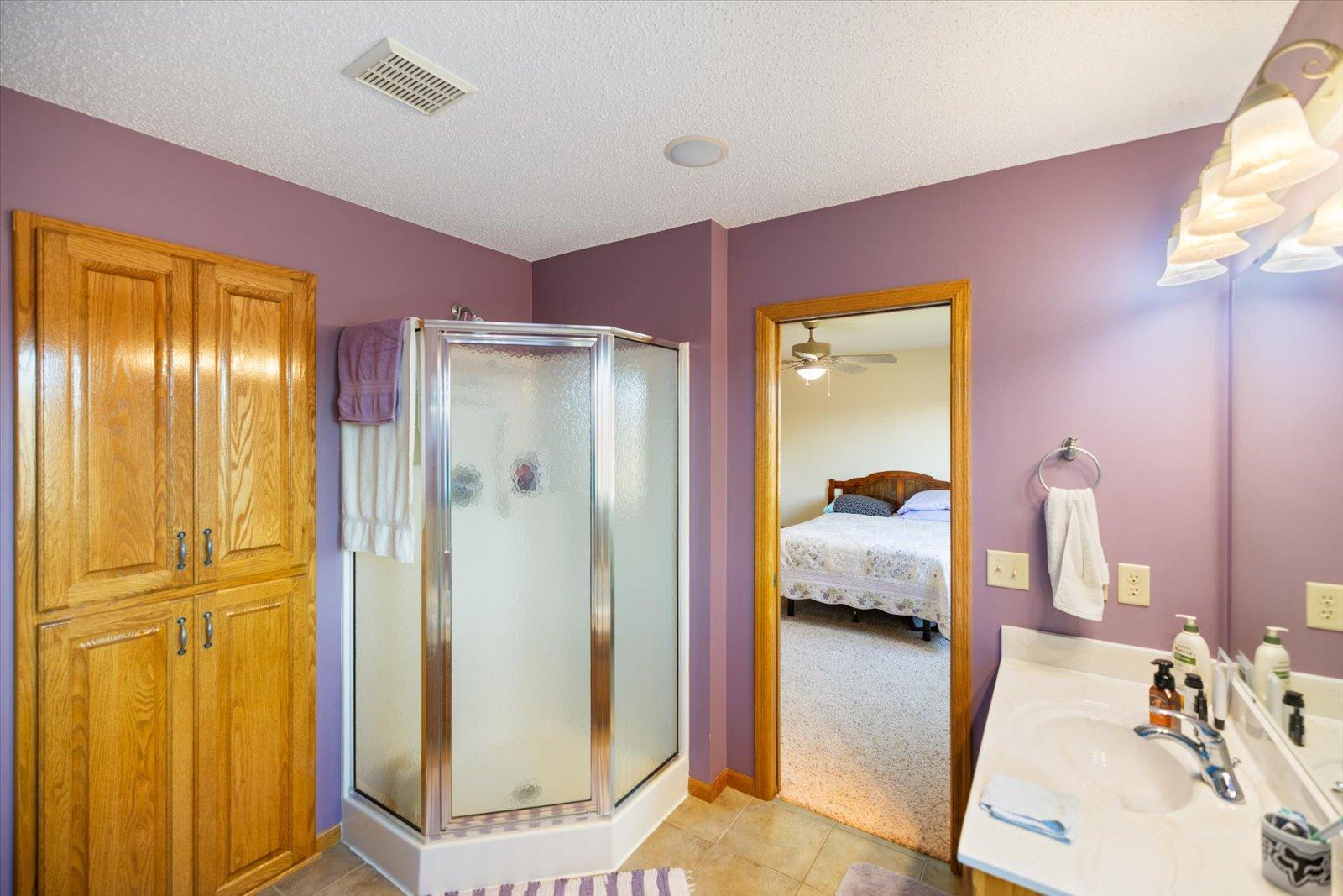 Primary ensuite bathroom