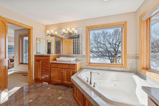 4743 Island View Drive, Mound, MN 55364