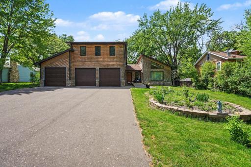 5237 Elk Street, Saint Paul, MN 55110