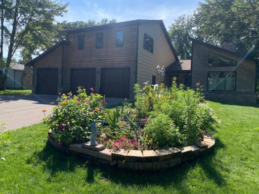 5237 Elk Street, Saint Paul, MN 55110