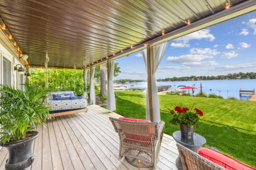 5060 Edgewater Drive, Mound, MN 55364