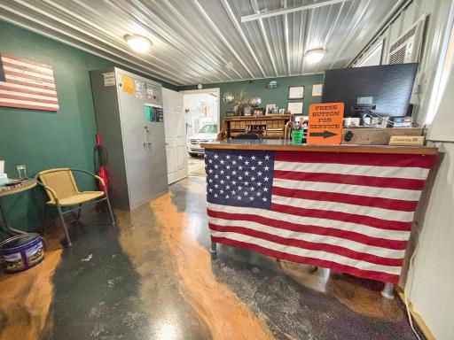 32738 US71, Menahga, MN 56464