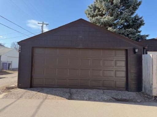 844 Armstrong Avenue, Saint Paul, MN 55102